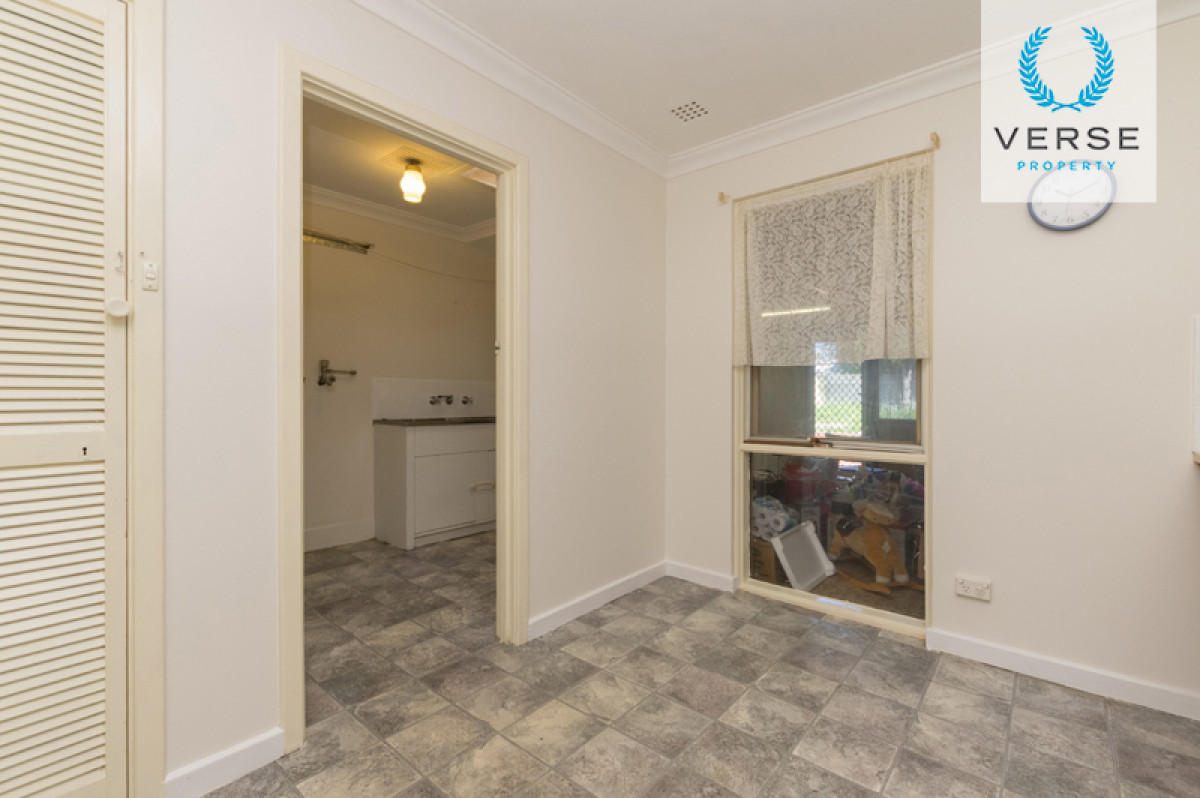 R2-4718523-Thornlie-10