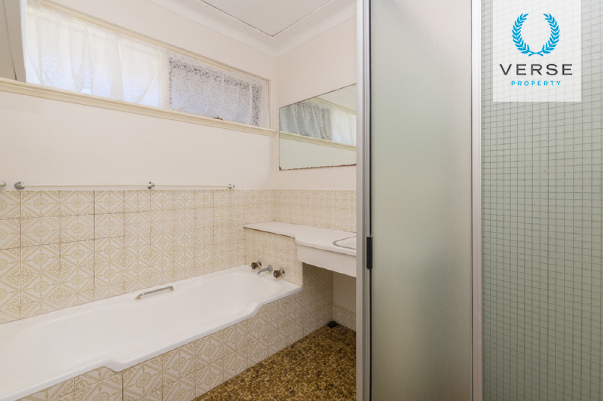 R2-4718523-Thornlie-7