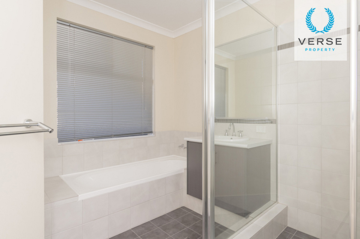 R2-4721423-Maddington-12