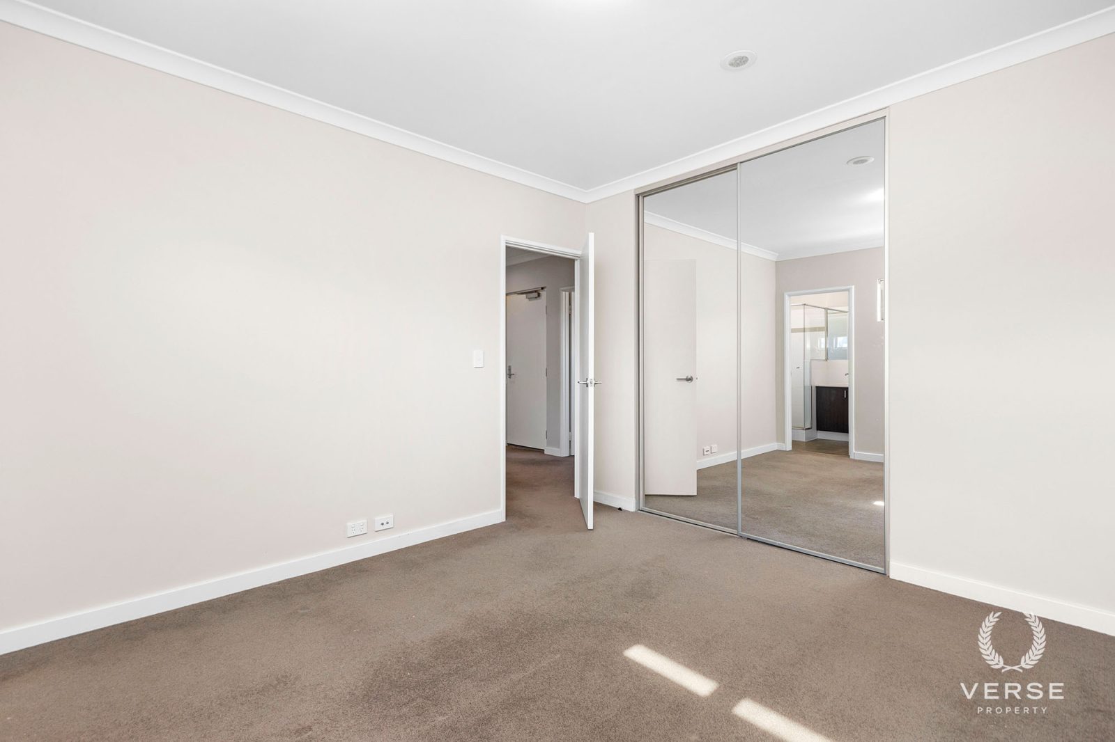 R2-4723640-Lathlain-11