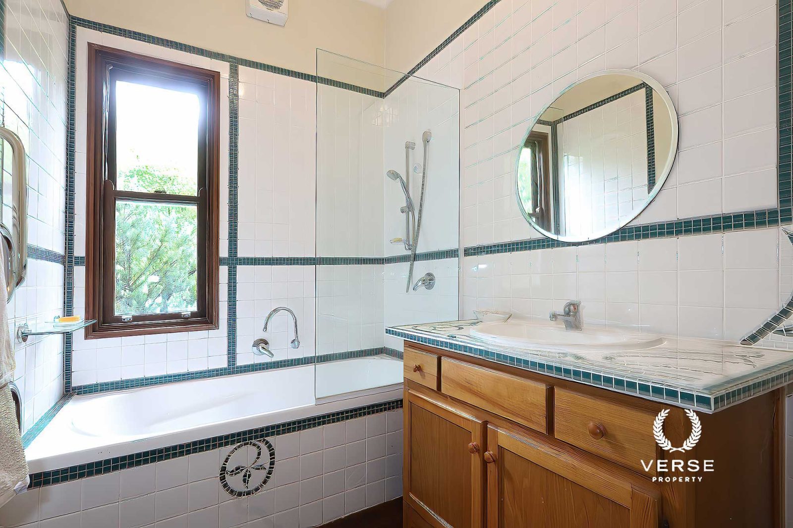 R2-4599517-Mundaring-15