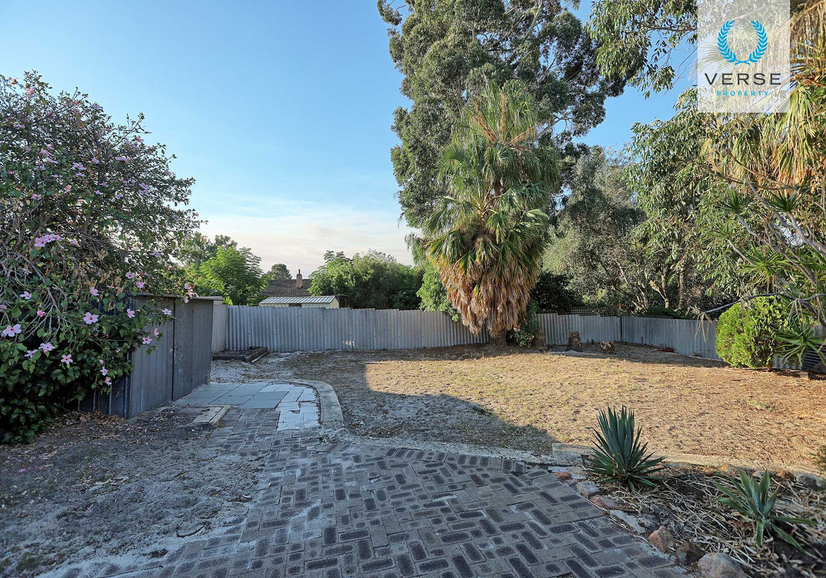 R2-4754450-St-James-17