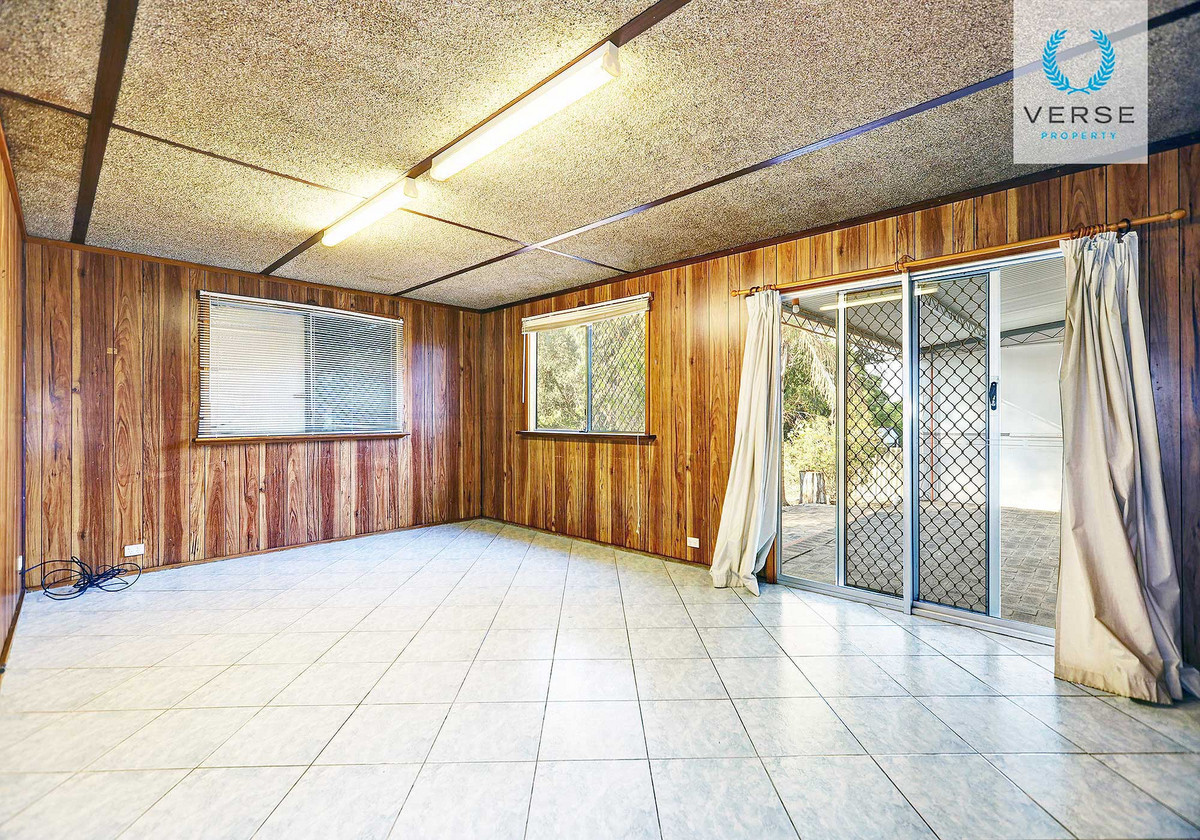R2-4754450-St-James-7