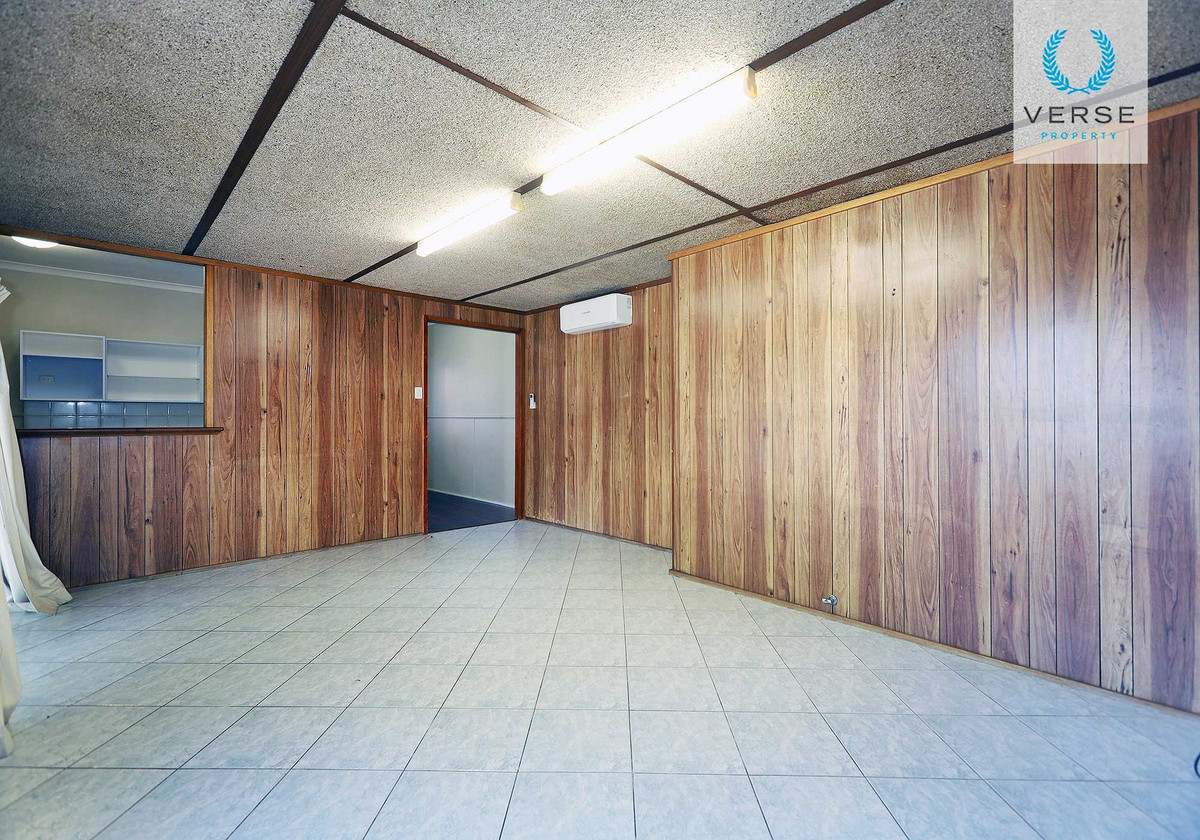 R2-4754450-St-James-8